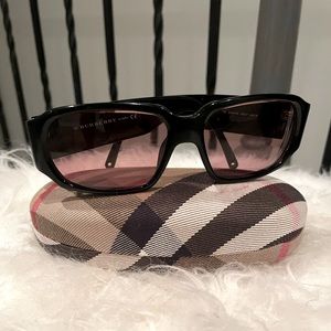 AUTHENTIC BURBERRY SUNGLASSES